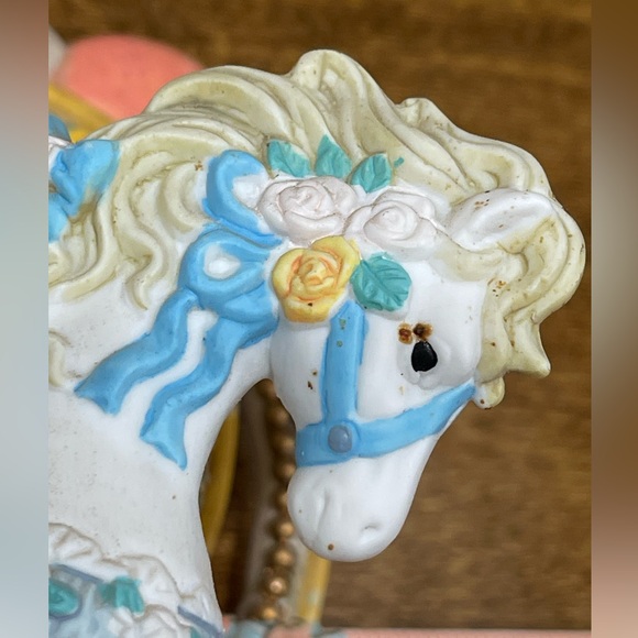 Carousel Collection 3rd Edition Carousel horse music box - Picture 13 of 14